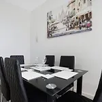 Σπίτι διακοπών Classic 4-bedroom Retreat Close To Infinity Bridge