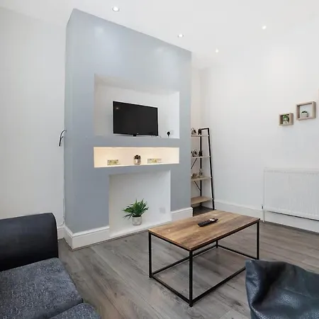 Casa vacanze Classic 4-bedroom Retreat Close To Infinity Bridge *